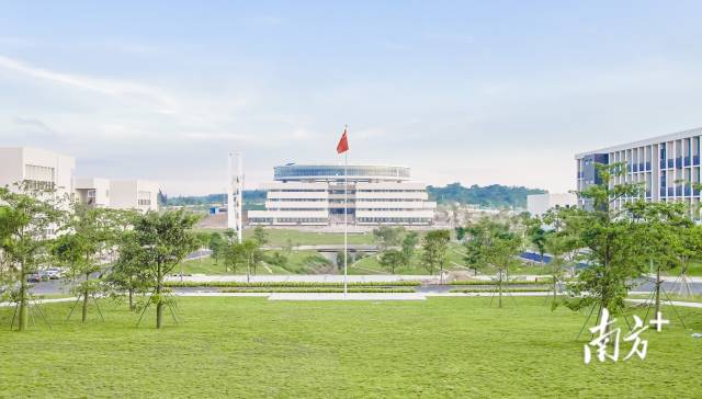 爱体育(中国)揭阳校区。